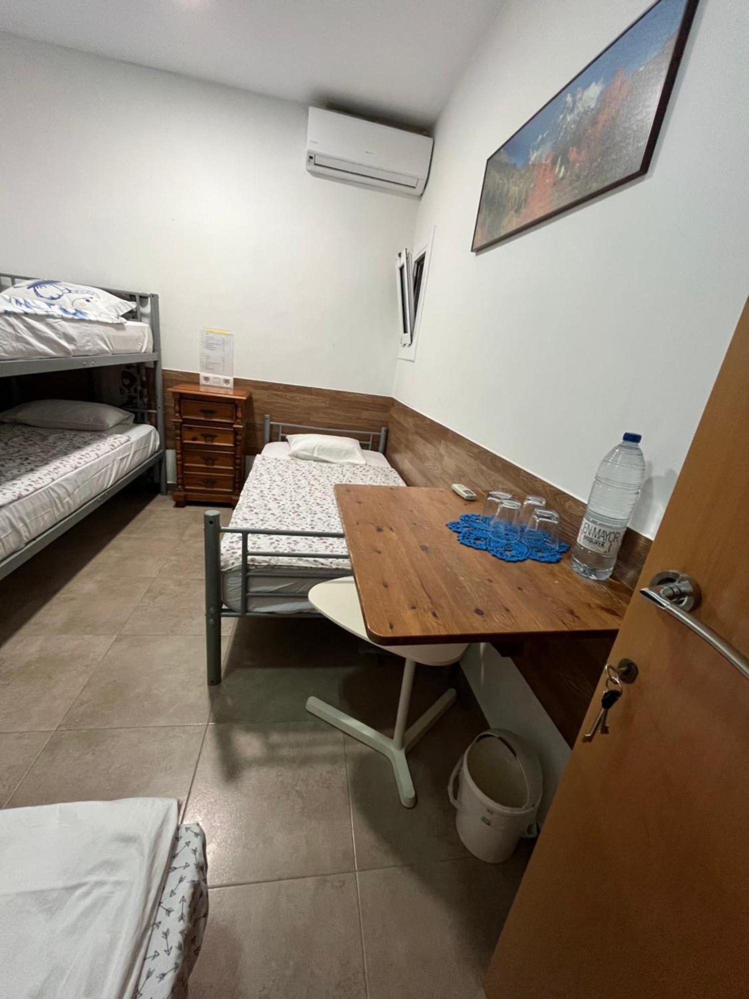 Cozy Room Next To El Prat Airport Ал-Прат-да-Любрагат Екстер'єр фото